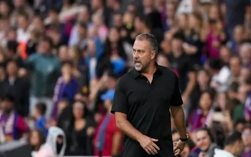 لابورتا يكشف عن مفاجأة بشأن تجديد عقد فليك مع برشلونة